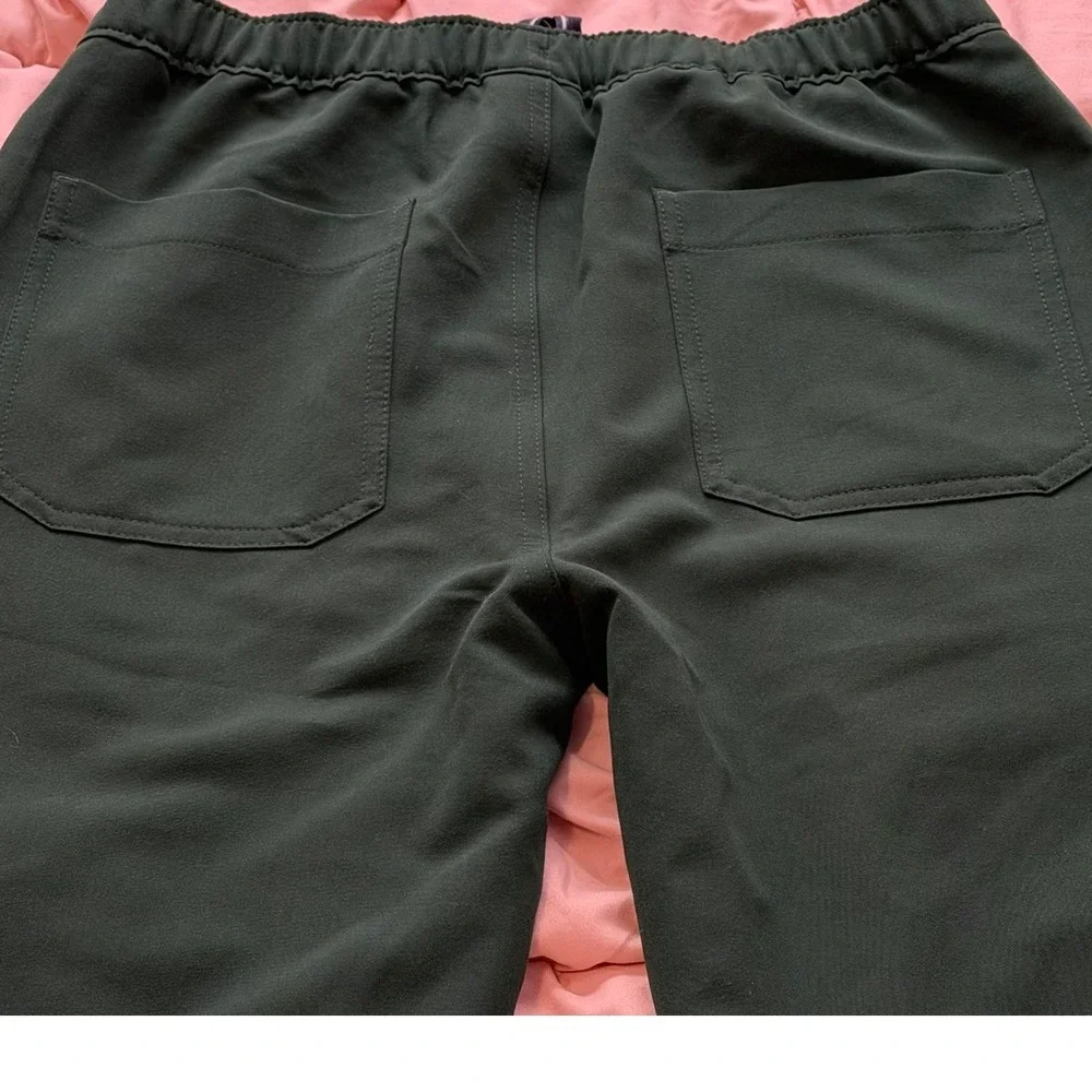 FIGS Men's XS Racing Cairo Cargo Scrub Pants Green NWT Technical Utility 1000142